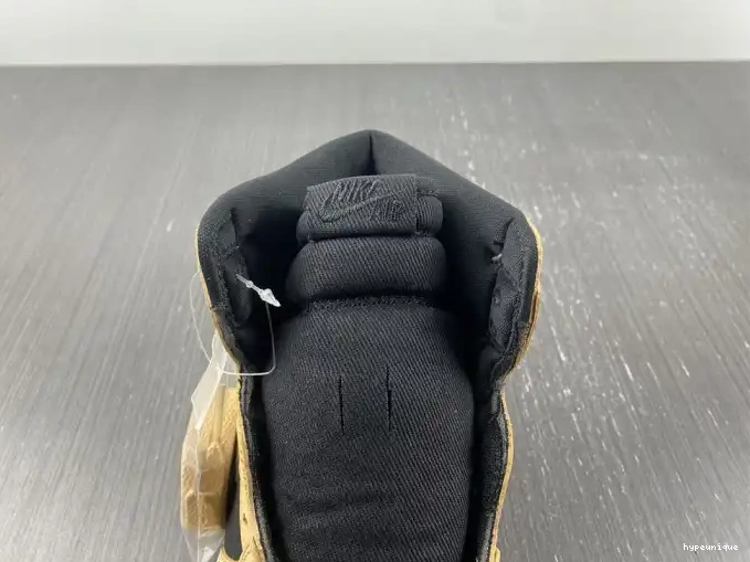 HYPE OG Heirloom High Air Jordan 555088-202 1 0526